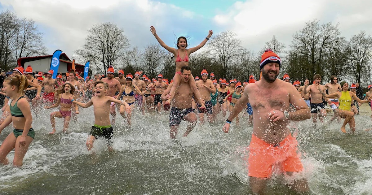 Nieuwjaarsduik in Kortgene bij De Paardekreek