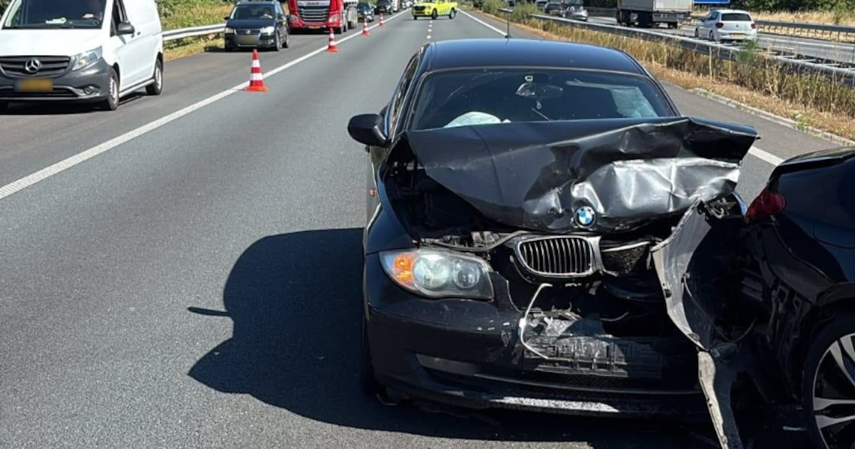 Ongeluk op A4 bij Bergen op Zoom zorgt voor vertraging richting België