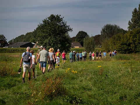 Wandel 9 kilometer door het rivierengebied tijdens Expeditie Heerewaarden
