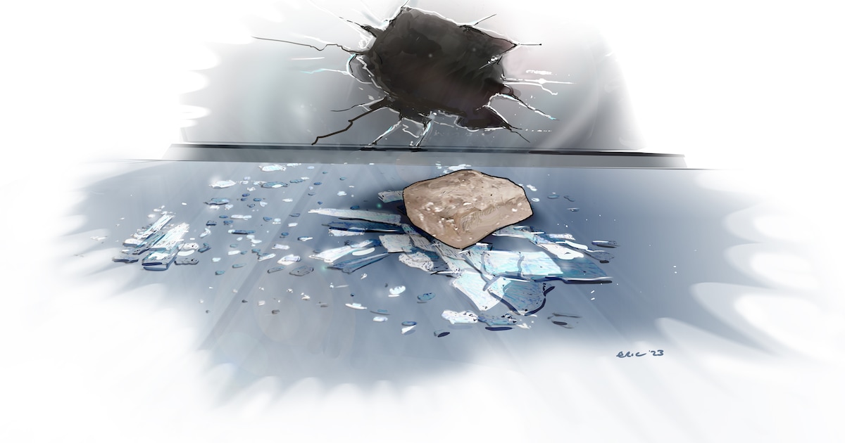 Man gooit ruiten vijf cafés Bergen op Zoom in, dader zou bekend zijn maar: ‘Zonder aangiften geen on