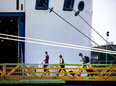 PvdA verbolgen dat gemeente werkbezoek aan opvangschip ‘blokkeert’: ‘Vreemde actie’