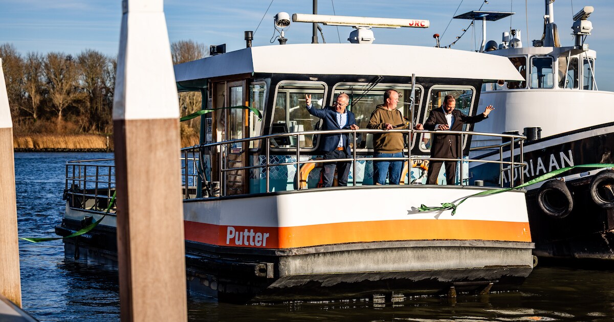 Veerhaven Puttershoek feestelijk geopend na renovatie