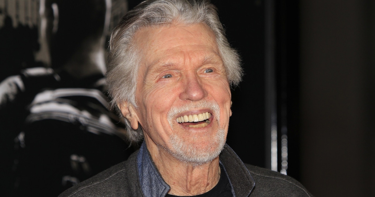Acteur Tom Skerritt, bekend van Top Gun en M*A*S*H, op 93-jarige ...
