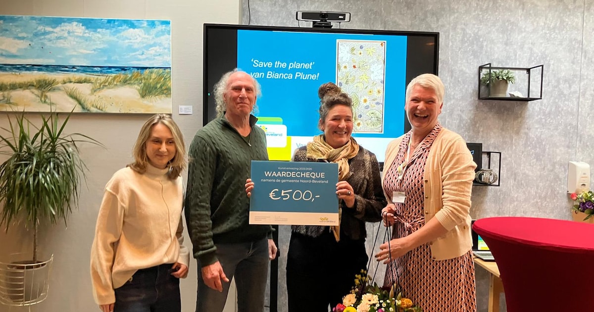 Bianca Plune wint met ecoprint Noord-Bevelandse kunstverkiezing