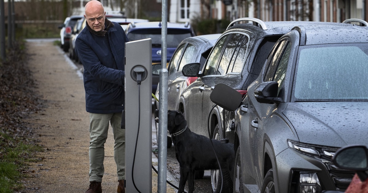 Gilze en Rijen test laadpalen zonder gereserveerde parkeerplaatsen