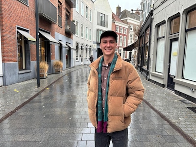 Bredase Stijn heeft 11 rollen in 40-45 de Musical: ‘Je hebt iedere keer een andere emotie’