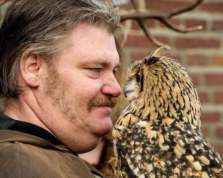 Jan en Monique moeten cel in voor verwaarlozing van hun roofvogels ...