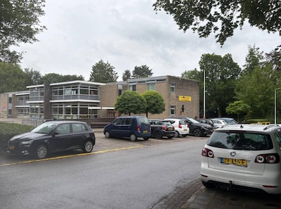 Basisschool in rouw nadat leerlingen en medewerker omkomen b