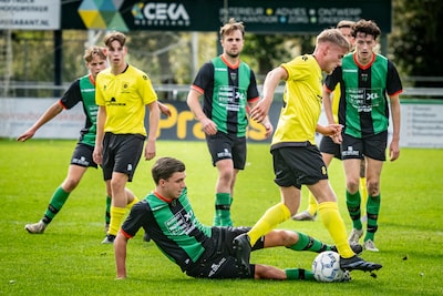 Oosterhout moet meerdere erkennen in koploper, RFC gaat onderuit bij laagvlieger