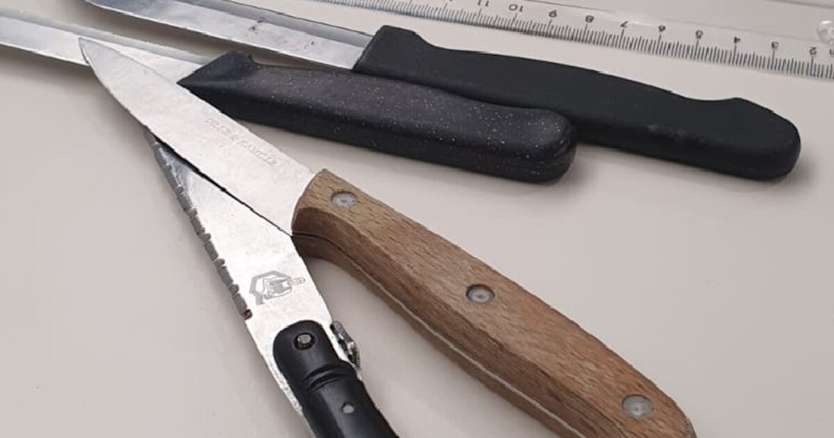 Tilburger (39) rijdt rond met hasj en messen in de auto