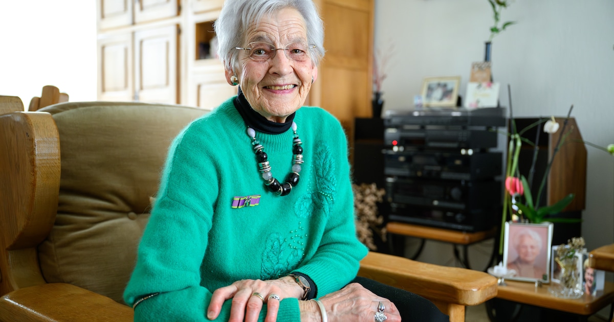 Corry uit Roosendaal sport ondanks haar 91 jaar nog steeds én ze is mantelzorger: ‘Het is luisteren 