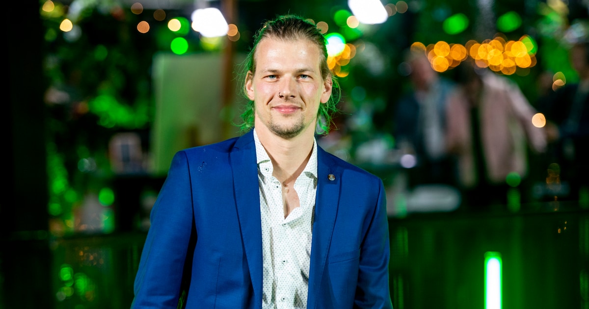 Sander maakt relatie insta-officieel en Bente is aan het ‘fangirlen ...