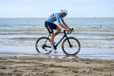 Toon Aerts verovert Europese titel in duinen van Middelkerke