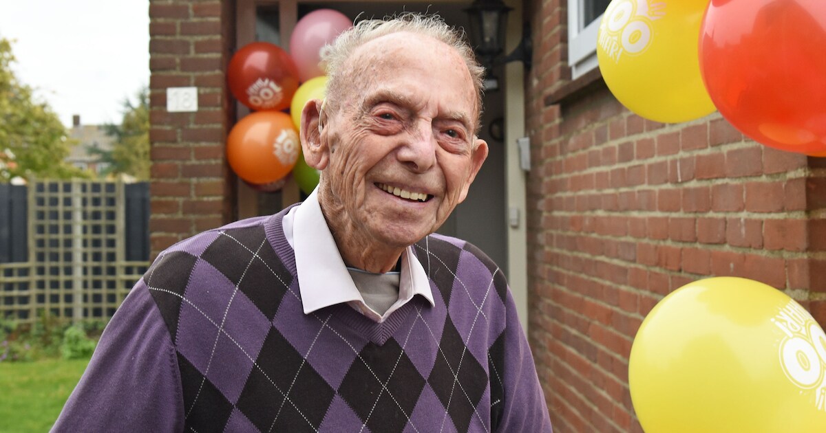 Jan de Hullu uit Hoofdplaat viert honderdste verjaardag