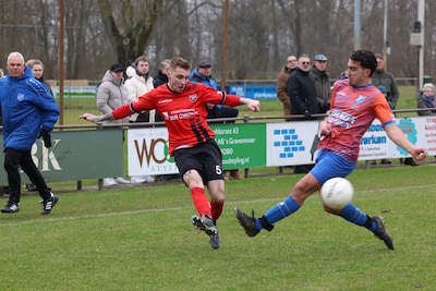 ONI is koploper na derbywinst op SV Capelle, toch ziet trainer verbeterpunten: ‘De eindpass moet bet