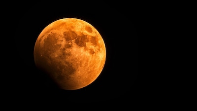 Zet je wekker vrijdagochtend vroeg: hier zie je in Nederland de maansverduistering het beste