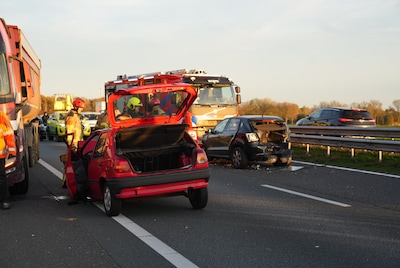 Gewonde bij botsing op de A59 bij Waspik: dagje Efteling voor grootouders en kleinkinderen eindigt met flinke schok