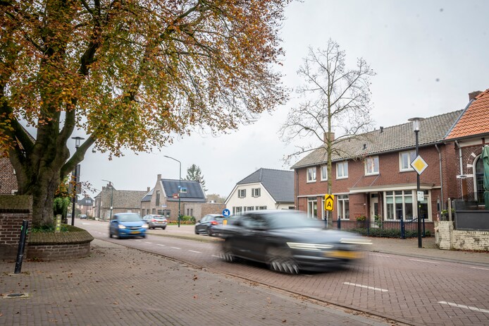 Waarom rijden we eigenlijk te hard? Kenners leggen uit: ‘Zelfde ...