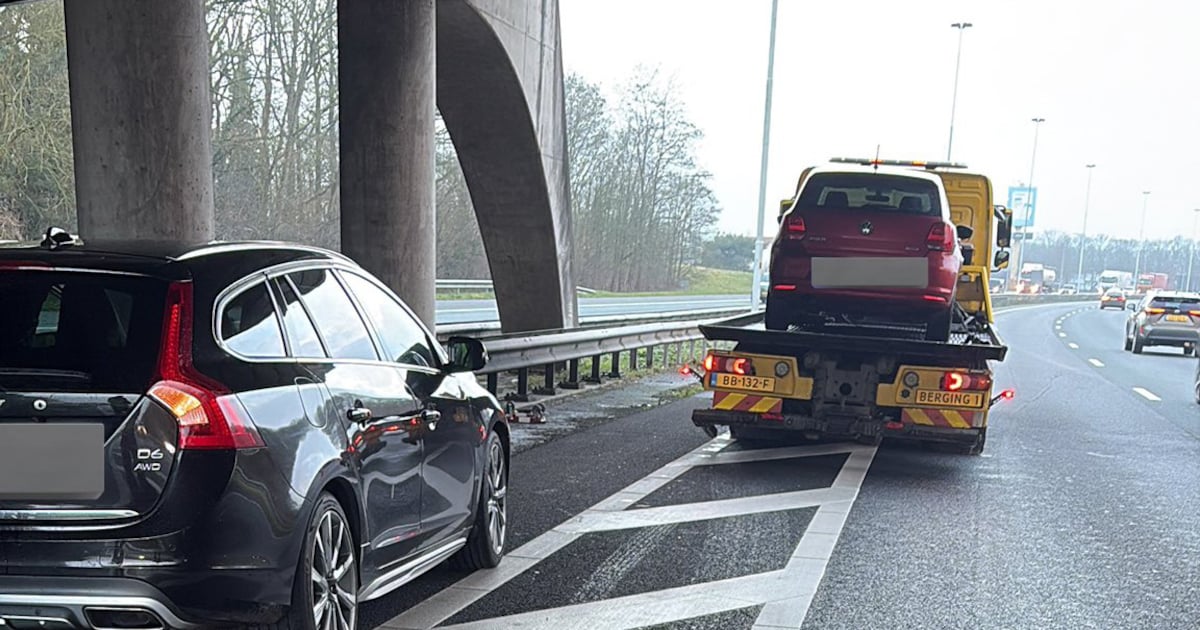 Kop-staartbotsing op A58 bij Oirschot veroorzaakt file richting Tilburg