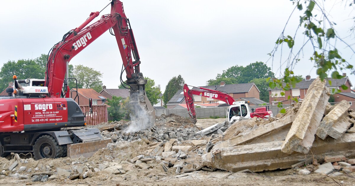 Oude school Sint Jansteen gaat tegen de vlakte