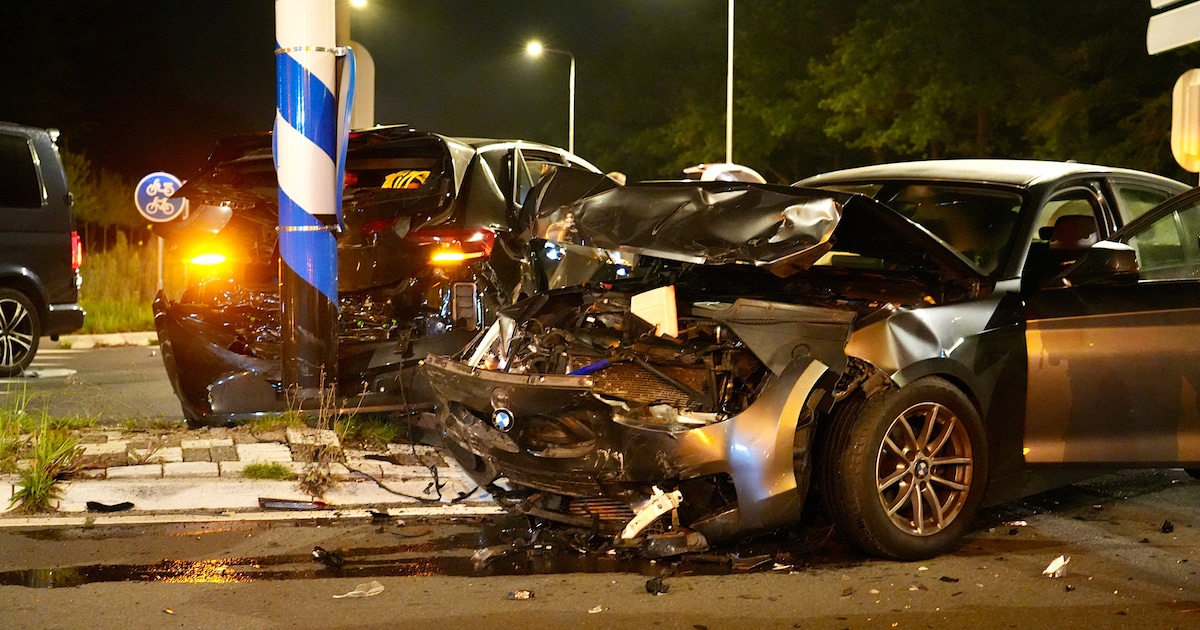 Auto’s op elkaar gebotst op kruising Rijksweg in Rijen