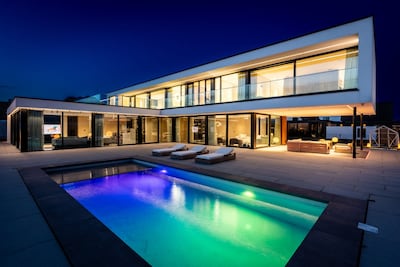 Snel uitgekeken: een jaar na de oplevering staat deze villa al te koop voor 4,5 miljoen euro