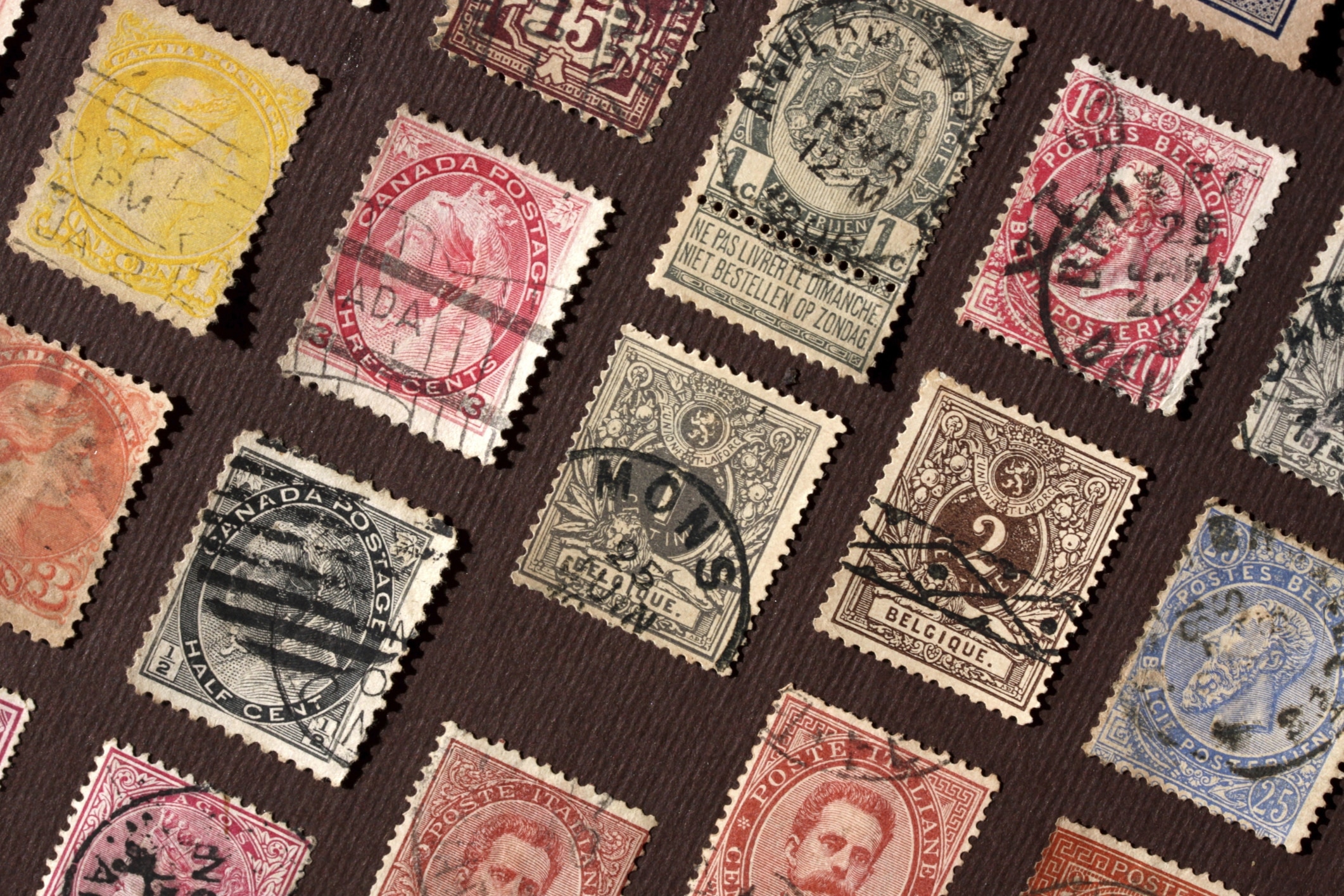 Munten- en postzegelbeurs in Helwijk op zaterdag 18 april