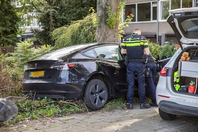 Automobilist aangehouden na wilde achtervolging in Roosendaal, gezin bijna aangereden
