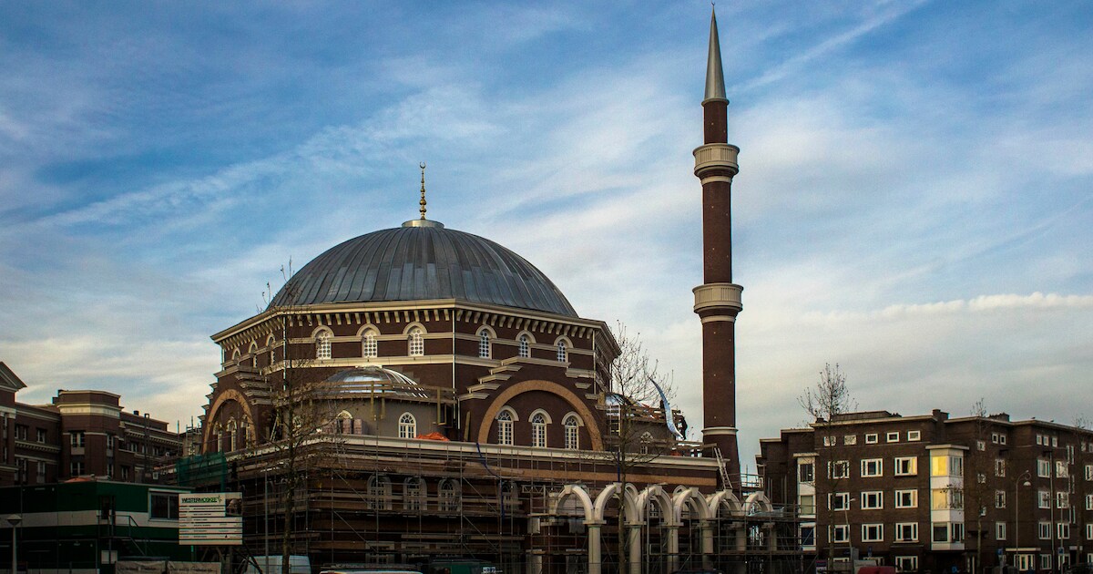 Turkse moskee hoopt eindelijk zijn minaret te mogen bouwen in ...