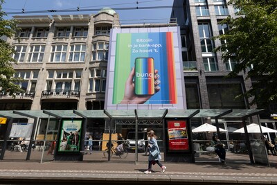 Korting op hotels of gratis handelen in crypto’s: jongeren kiezen massaal voor digitale banken
