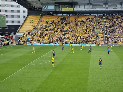 Slordig NAC herpakt zich iets na rust, maar sluit voorbereiding af met 2-0 nederlaag tegen Norwich City