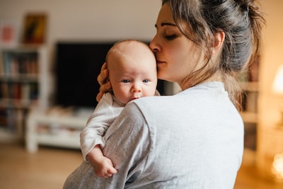 Moeders stuiten op onbegrip als ze weer aan het werk gaan: ‘Ga je alwéér kolven?’