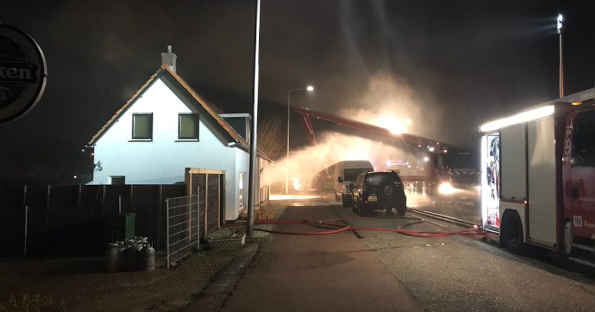 Keuken van dijkhuis in Mijnsheerenland volledig uitgebrand