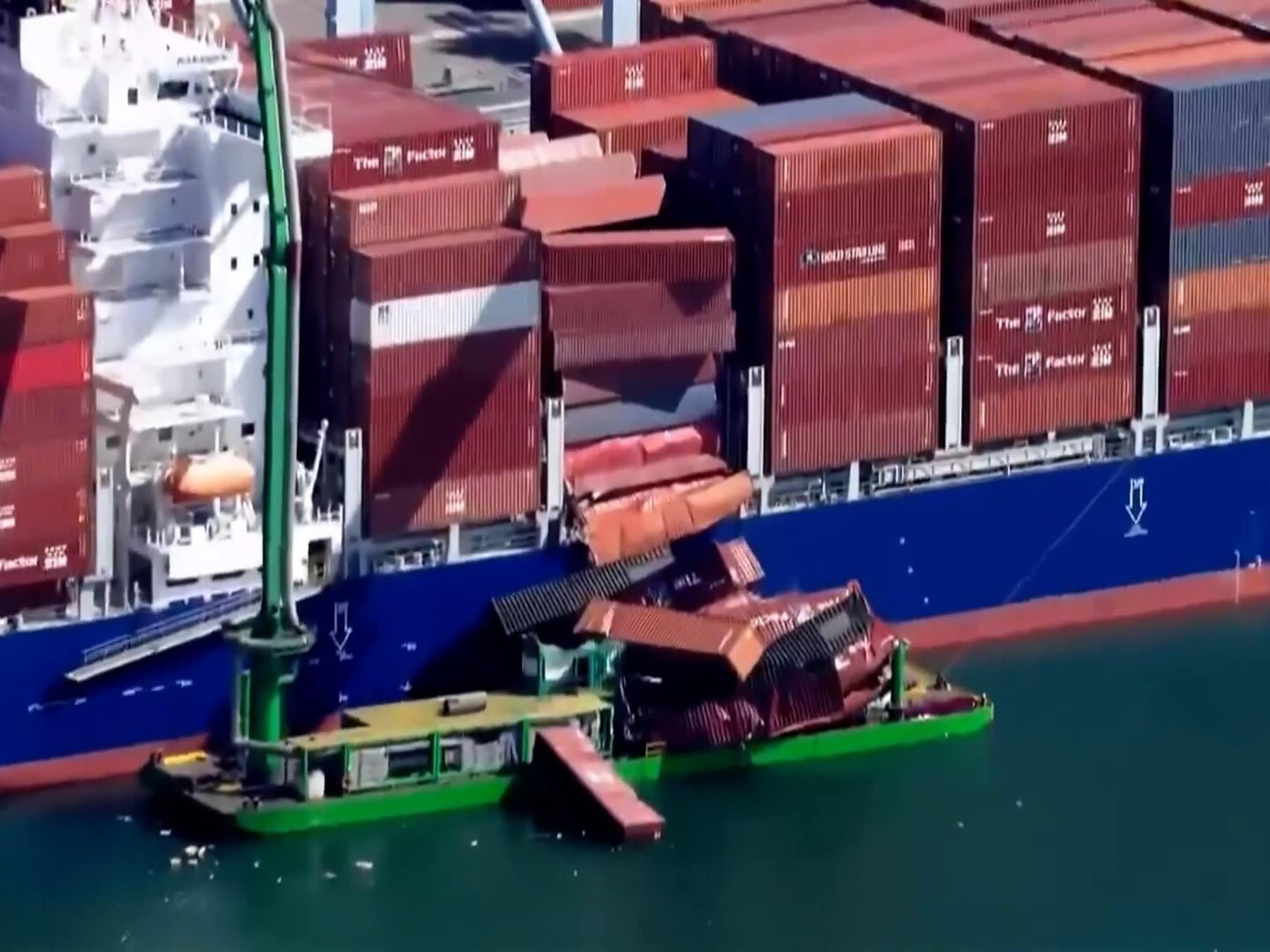 70 containers vallen van vrachtschip in Amerikaanse haven