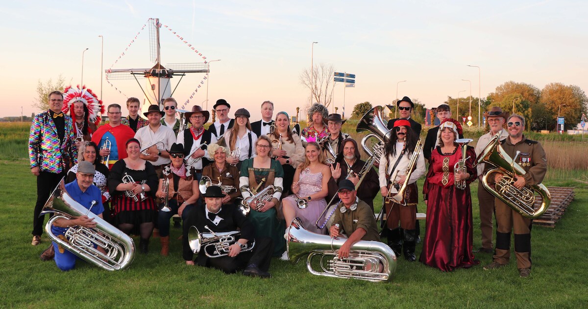 Brassband Kunst & Vriendschap Meeuwen viert 125-jarig bestaan met concert in Woudrichem | Altena