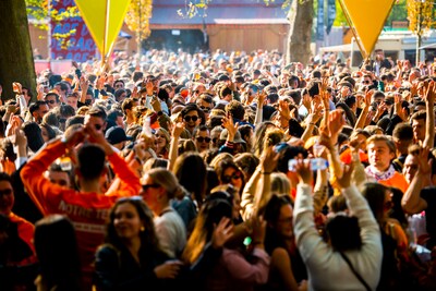 Rommelmarkt, festival of de stad in? Dit is er te doen tijdens Koningsdag in Rotterdam