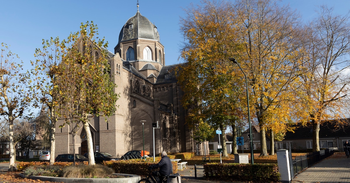 Gaat de kerk in Hoogeloon sluiten? ‘Zolang we er zijn, doen we het met overtuiging’