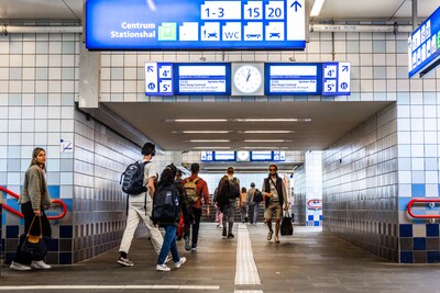 Poortjes, en stinkliften: is het tijd voor een nieuwe spoordoorgang in Dordt? ‘Het spoor vormt een barrière’