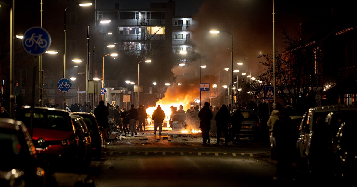 Rechter straft twee Tuinzigt-relschoppers voor omgetrokken camerapaal: ‘Deden het uit kwaaiigheid na
