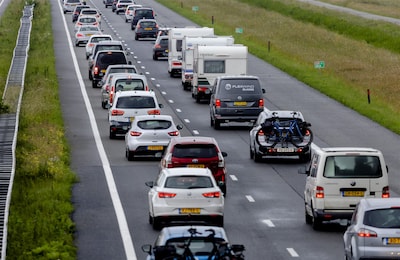 Afrit op A16 naar Zevenbergschen Hoek weer open, kapotte vra