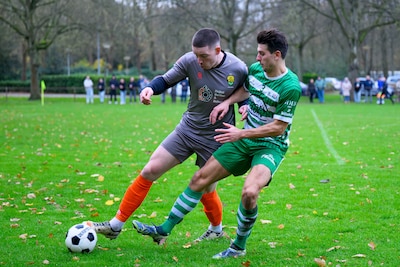 Dit zijn de uitslagen, doelpuntenmakers en wedstrijdverslagen van het amateurvoetbal op zaterdag