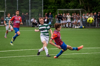 Dit zijn de uitslagen, doelpuntenmakers en wedstrijdverslagen van het amateurvoetbal op zaterdag