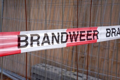 Schuttingen en tuinpoorten in brand in Sint Willebrord: man (38) bekent brandstichting