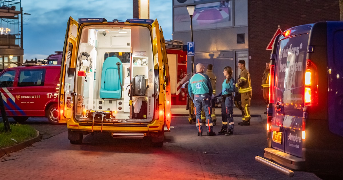 Liftmonteur valt enkele meters in liftschacht in Barendrecht en raakt gewond