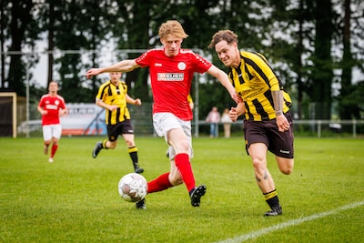 Wernhout verliest en blijft met opgeheven hoofd in vierde kl