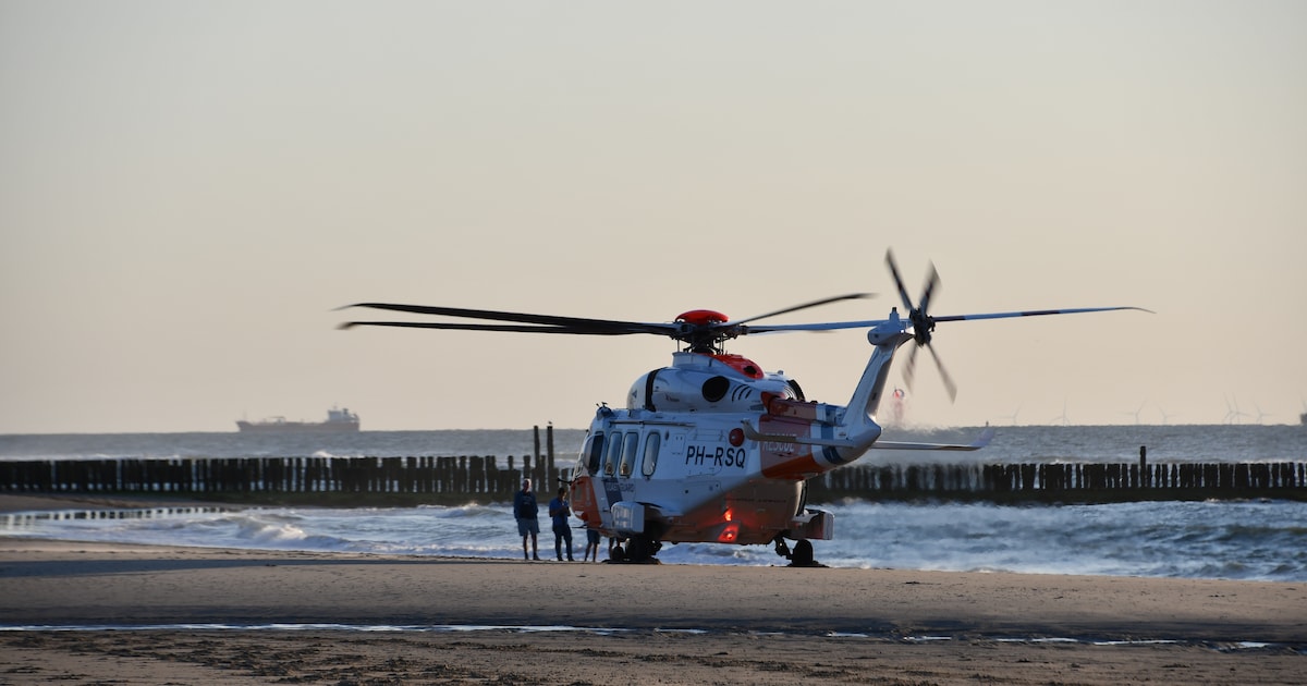 Zwemmer overleden bij het strand van Oostkapelle | Foto