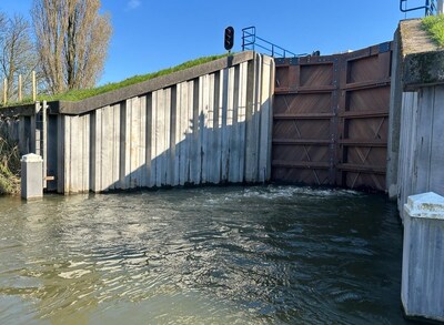 Storing Snelle Sluis: vaarverkeer tussen Hollandsche IJssel en Rottemeren onmogelijk
