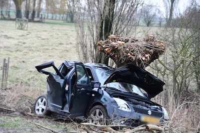 Drie gewonden bij ernstig ongeval op de Rijksweg in Sint Philipsland