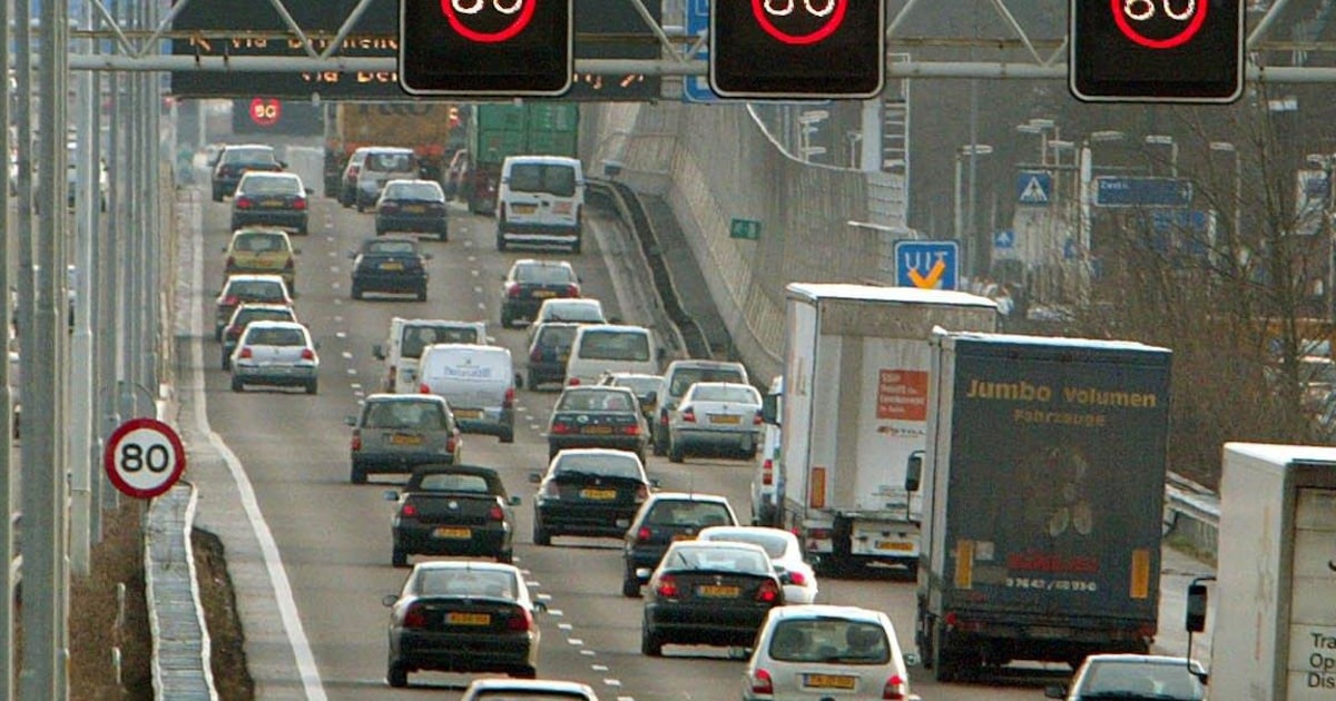 snelheid-op-snelweg-eruit-dan-matrixborden-aan-sinds-mistramp-van-72