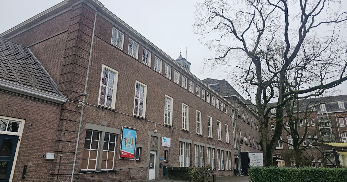 Hans Sparla speelt soloconcert op accordeon in Baarle